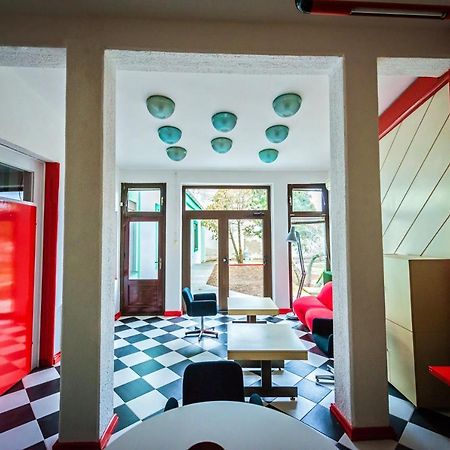 Pb Urban Garden Stay With Secured Parking Sremska Mitrovica Luaran gambar