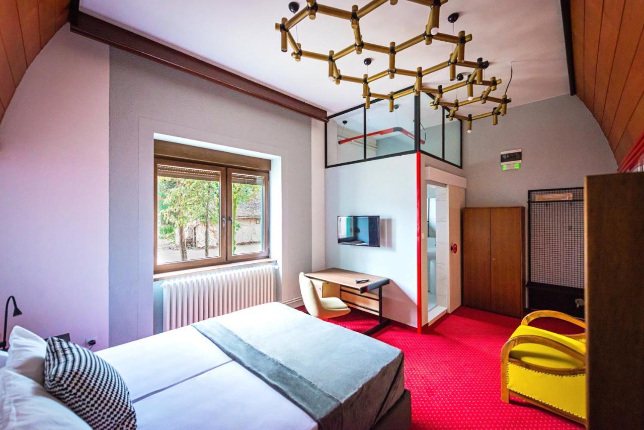 Pb Urban Garden Stay With Secured Parking Sremska Mitrovica Luaran gambar